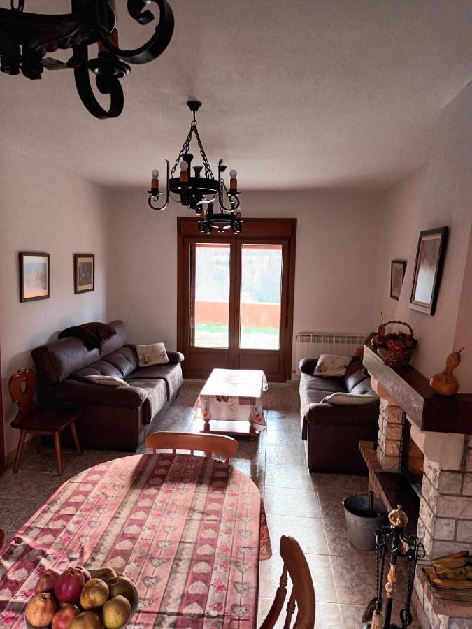 Casa Rural Las Canales Zapardiel de la Ribera Exterior photo